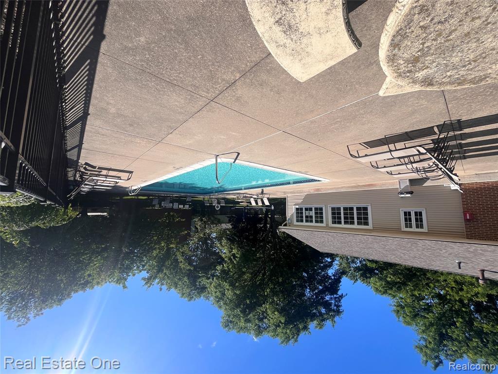 959 Kirts Boulevard, Troy, MI 48084 — Photo 65