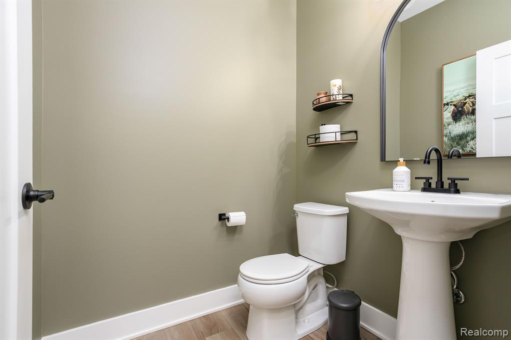 58790 SELLA Drive, South Lyon, MI 48178 — Photo 10
