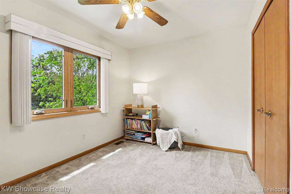 10100 Abrams, Brighton, MI 48114 — Photo 16