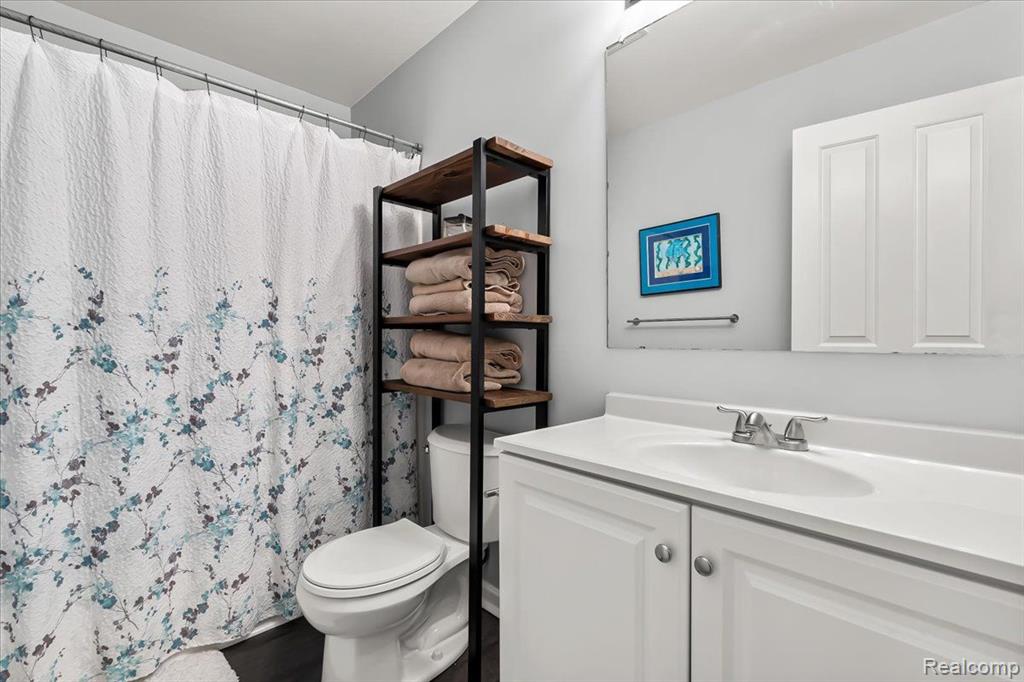 769 ABBINGTON Court, Howell, MI 48843 — Photo 17