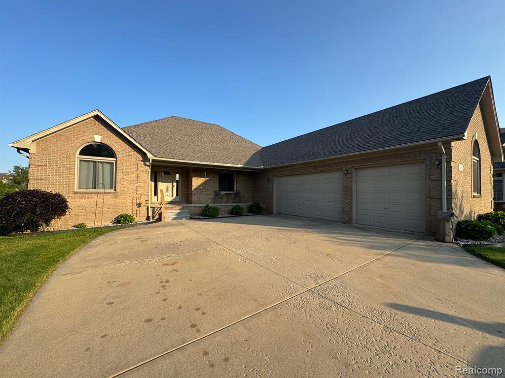 56098 Walker Court, Macomb, MI 48042 — Photo 4