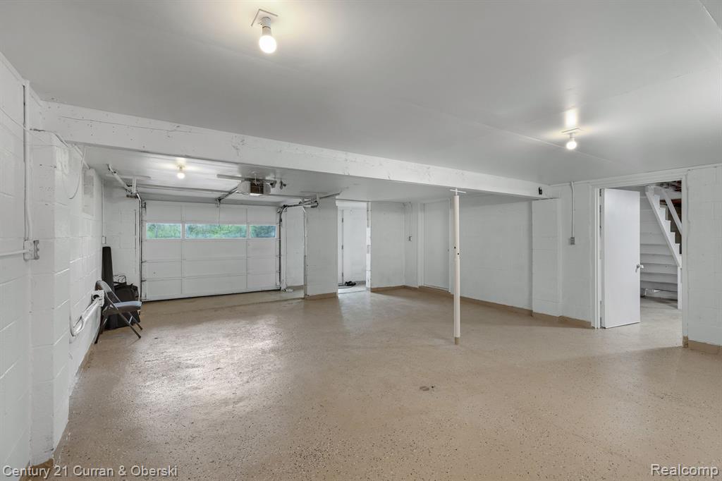 5590 VREELAND Road, Ann Arbor, MI 48105 — Photo 20