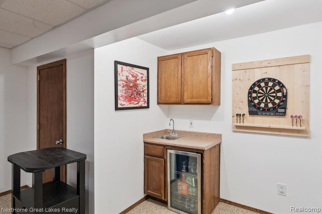 4900 Meadow Crest Circle, Holly, MI 48442 — Photo 29