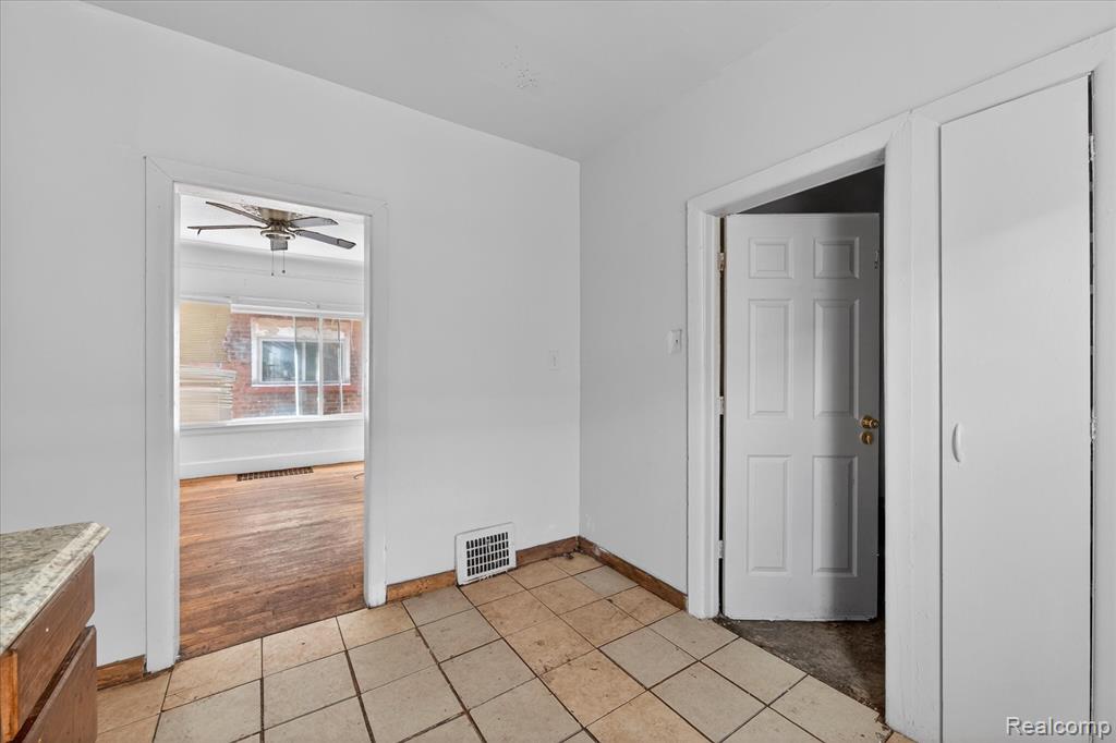 14052 Northlawn Street, Detroit, MI 48238 — Photo 19
