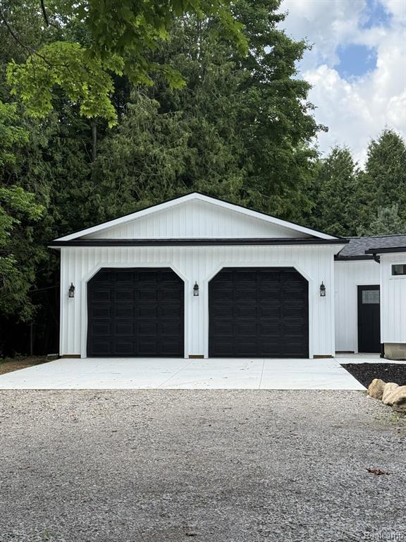 2200 Waterman Road, Mayville Vlg, MI 48744 — Photo 2