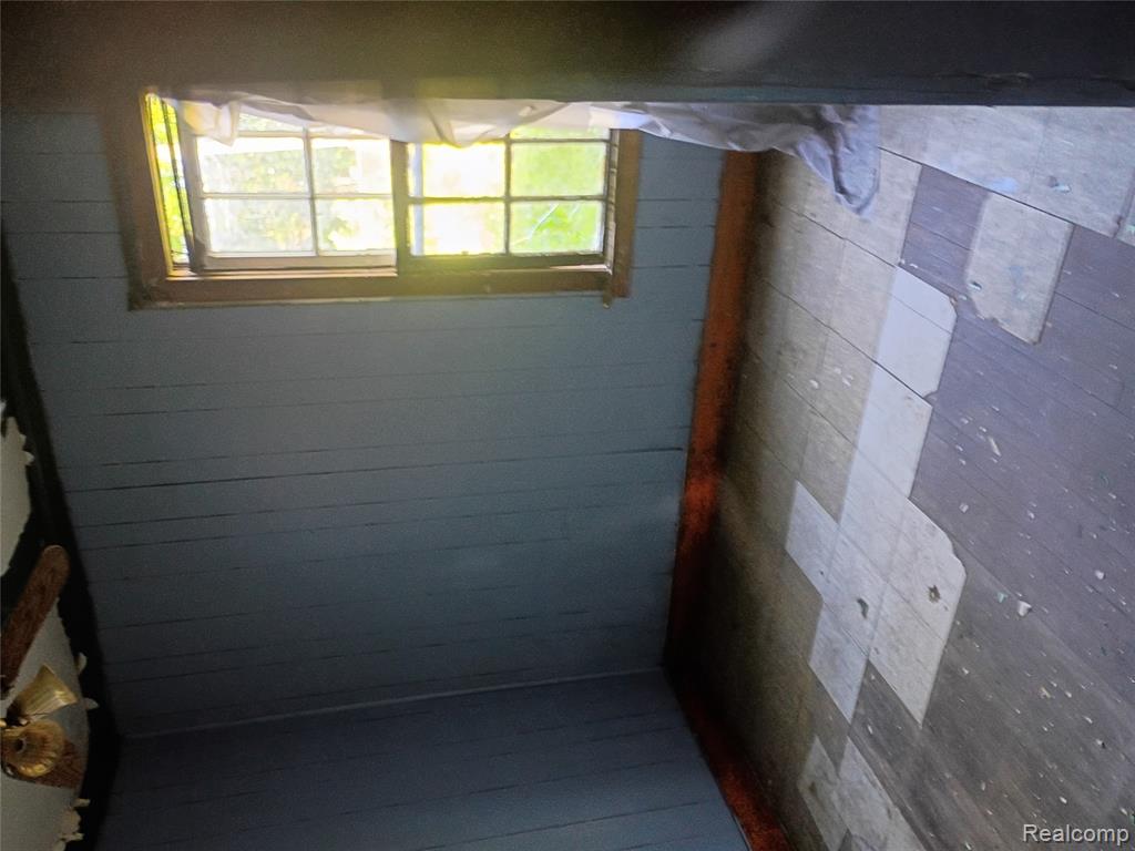 2176 Algonquin Street - Photo 5