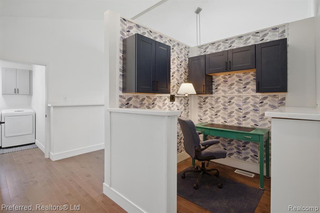 454 Woodland Drive, Saline, MI 48176 — Photo 12