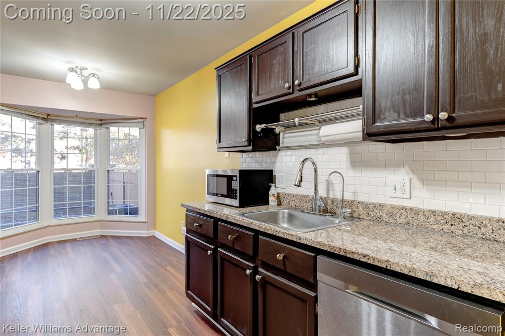 39928 Crosswinds, Novi, MI — Photo 9