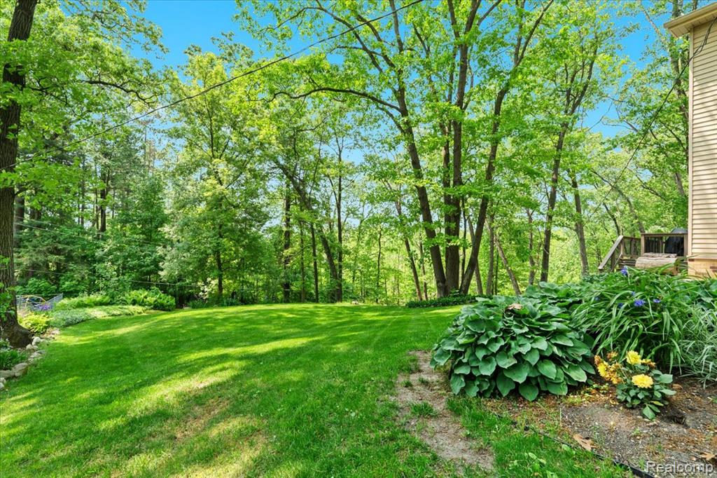 3783 Glen Hills Drive, Hartland, MI 48353 — Photo 25