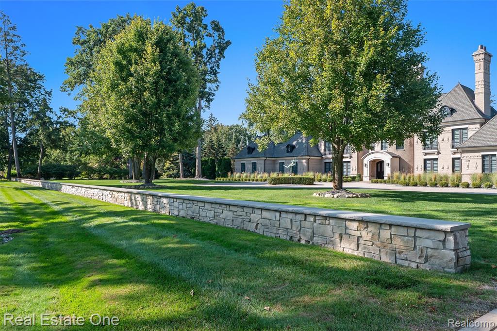 1343 Orchard Ridge Road, Bloomfield Hills, MI 48304 — Photo 53