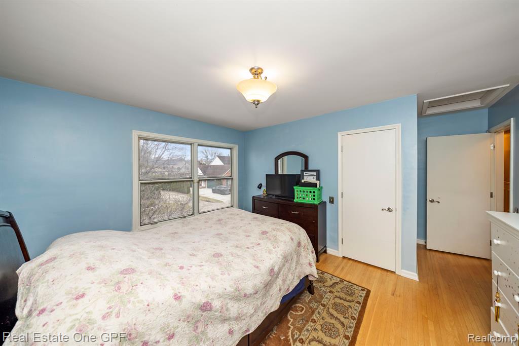6 ELMSLEIGH Lane, Grosse Pointe, MI 48230 — Photo 31