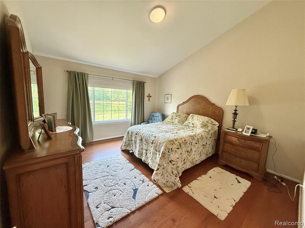 6426 Club Court W, Grand Blanc, MI 48439 — Photo 28