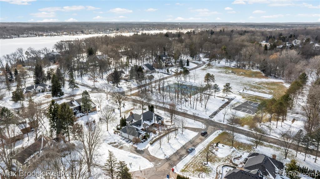 5867 BRAVO COURT, Orchard Lake Village, MI 48324 — Photo 88