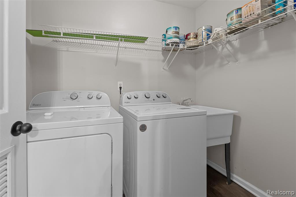 56103 CHESAPEAKE Trail, Shelby Twp, MI 48316 — Photo 17