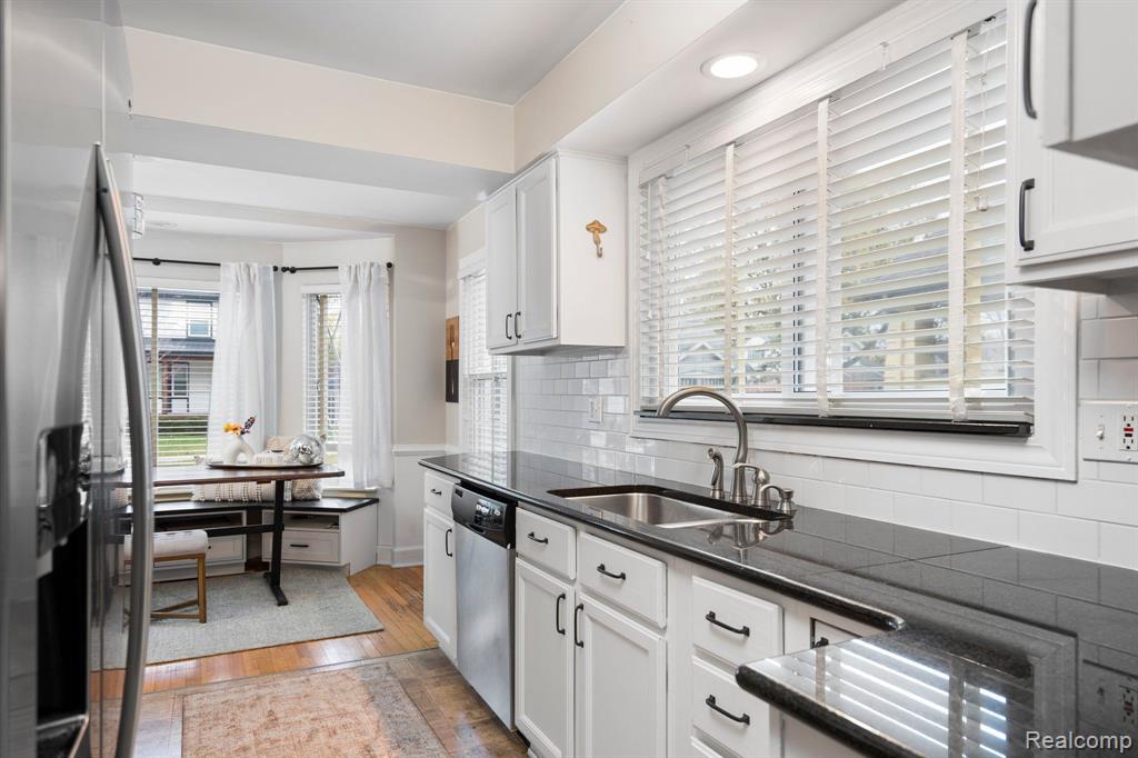 820 CHEROKEE Avenue, Royal Oak, MI 48067 — Photo 10