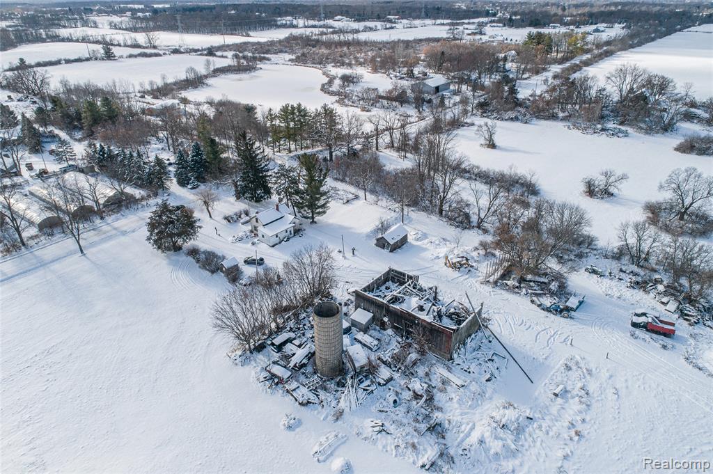 4476 Merwin Road, Lapeer, MI 48446 — Photo 38