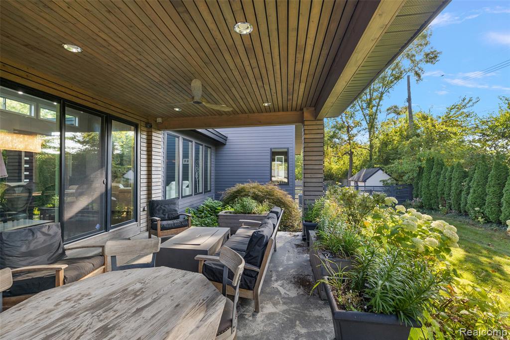 16281 Buckingham Avenue, Beverly Hills, MI 48009 — Photo 46