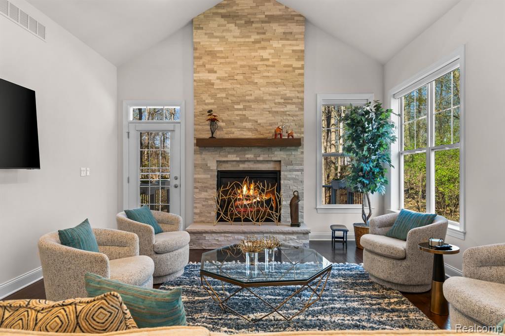 3020 N Spurway Drive, Ann Arbor, MI 48105 — Photo 15