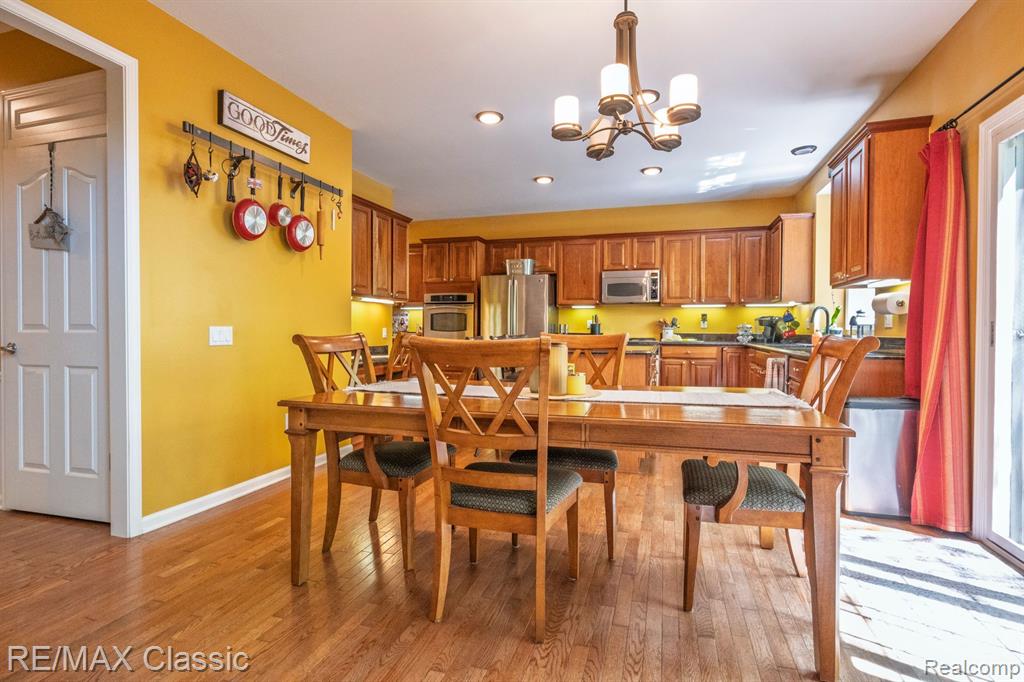 1542 LASALLE Road, Canton, MI 48187 — Photo 11