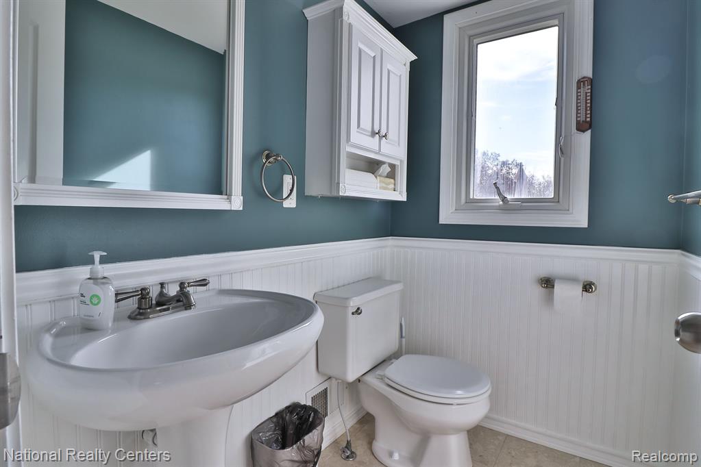 1291 WEDGEWOOD Circle, Saline, MI 48176 — Photo 12