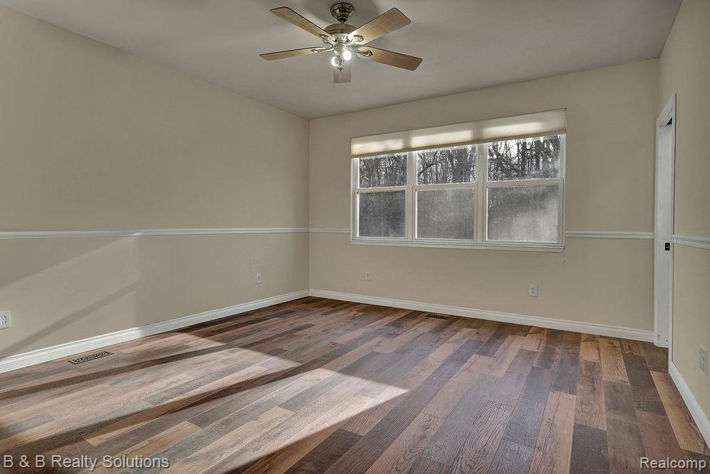 5493 King Road, China, MI — Photo 20