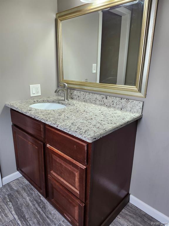732 HARTNER Drive, Holly, MI 48442 — Photo 33