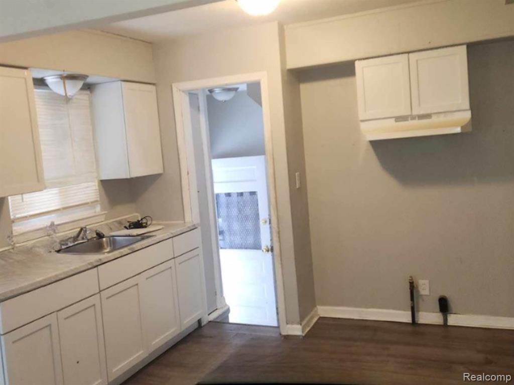 11776 Rossiter Street - Photo 2