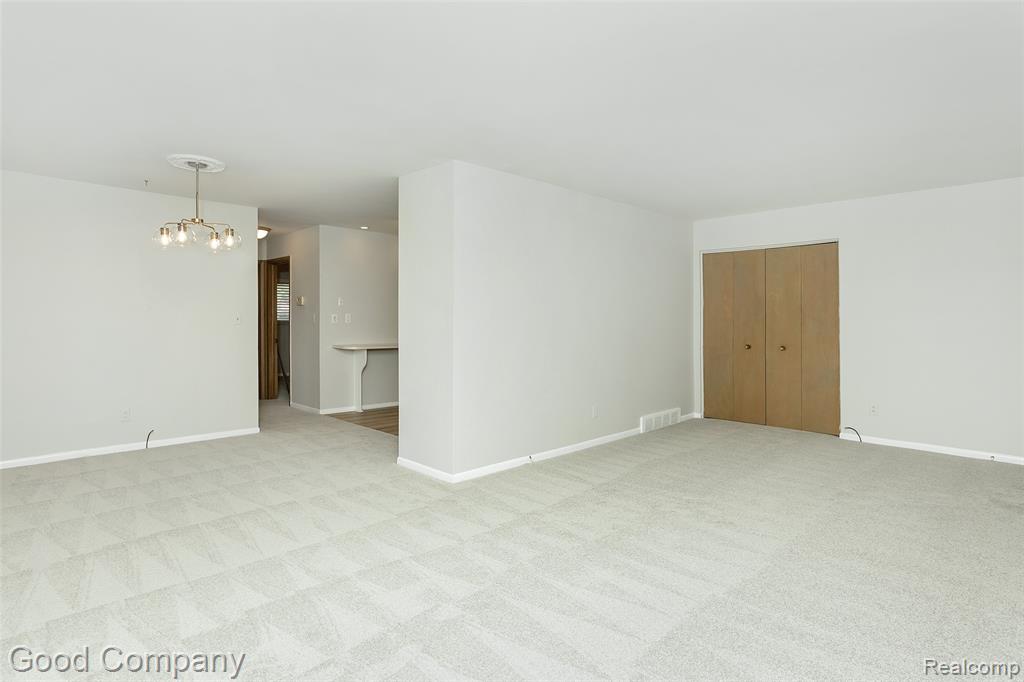 946 N Adams Road, Birmingham, MI 48009 — Photo 3