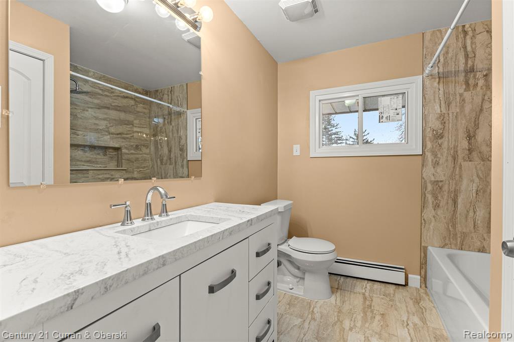 30631 Bayview Drive, Gibraltar, MI — Photo 22