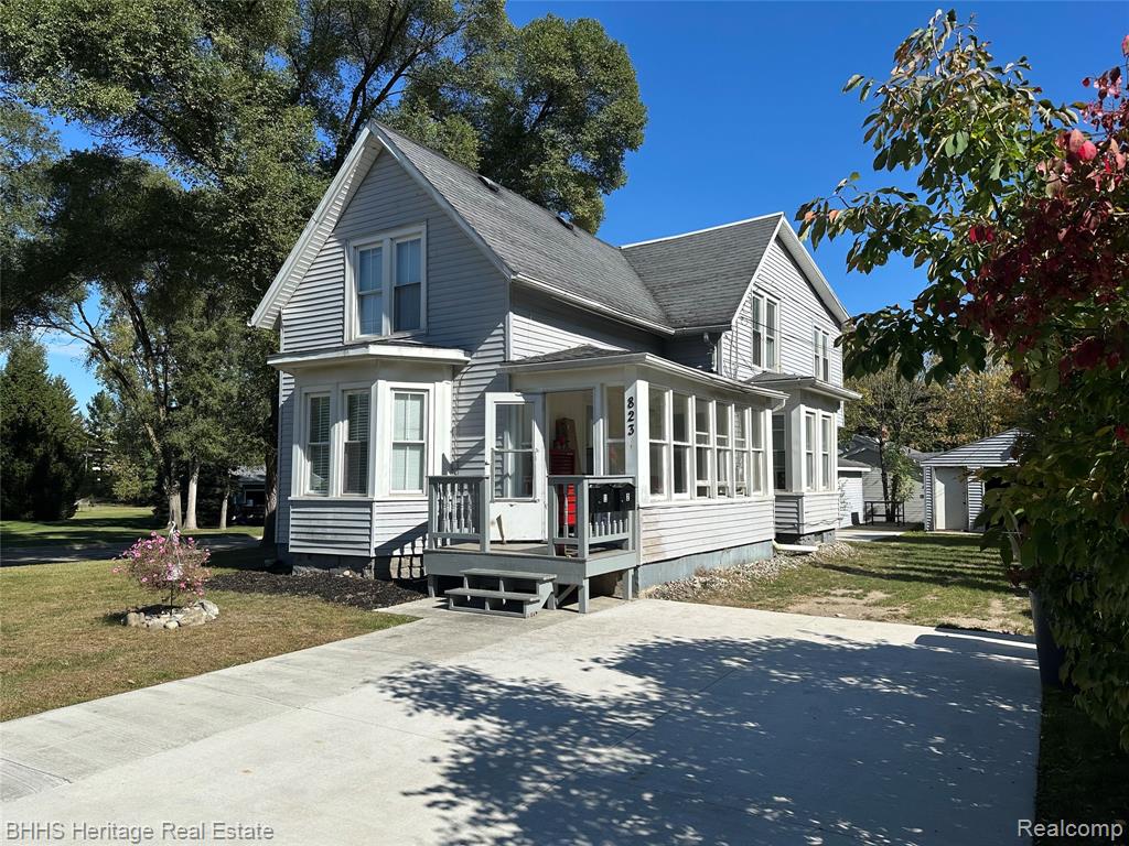 823 Alger Street, Howell, MI 48843 — Photo 2