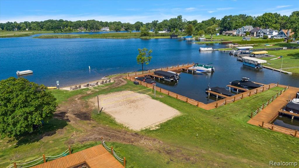 4417 Island View Drive, Waterford, MI 48328 — Photo 7