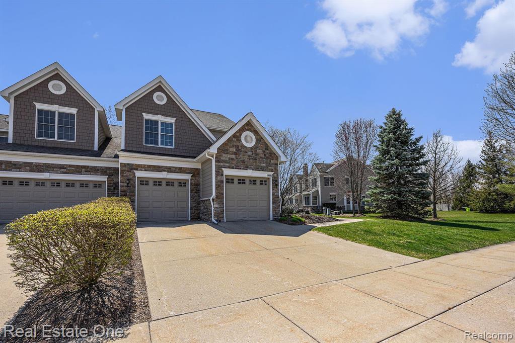 49991 BLACKBERRY Trail, Novi, MI — Photo 4