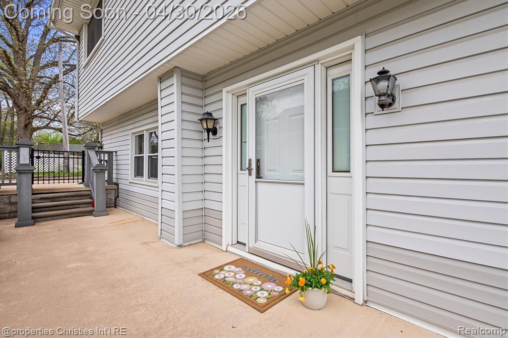 11417 N Shore Drive, Whitmore Lake, MI 48189 — Photo 6