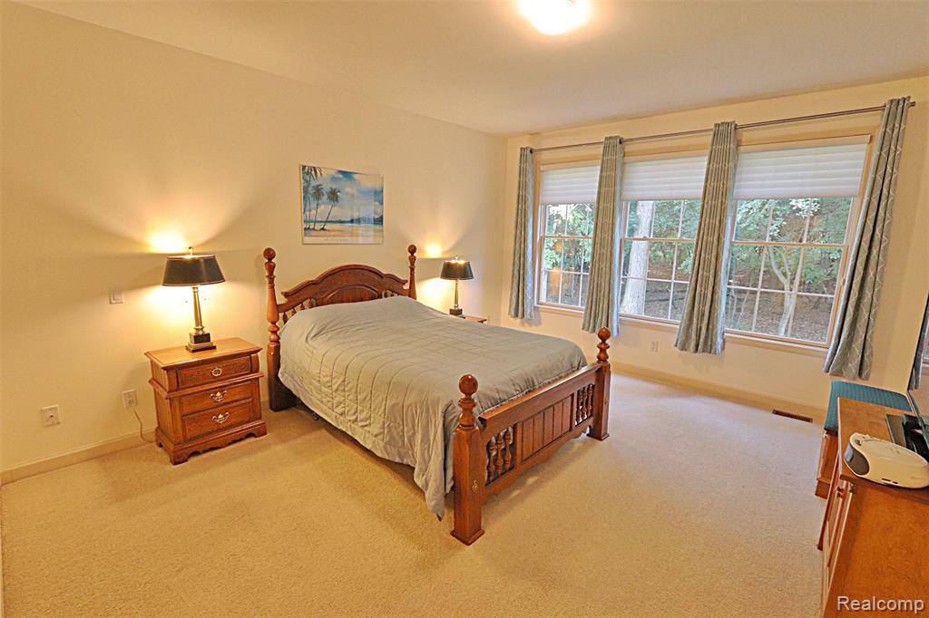 16418 Cypress Court, 54, Northville, MI 48168 — Photo 11