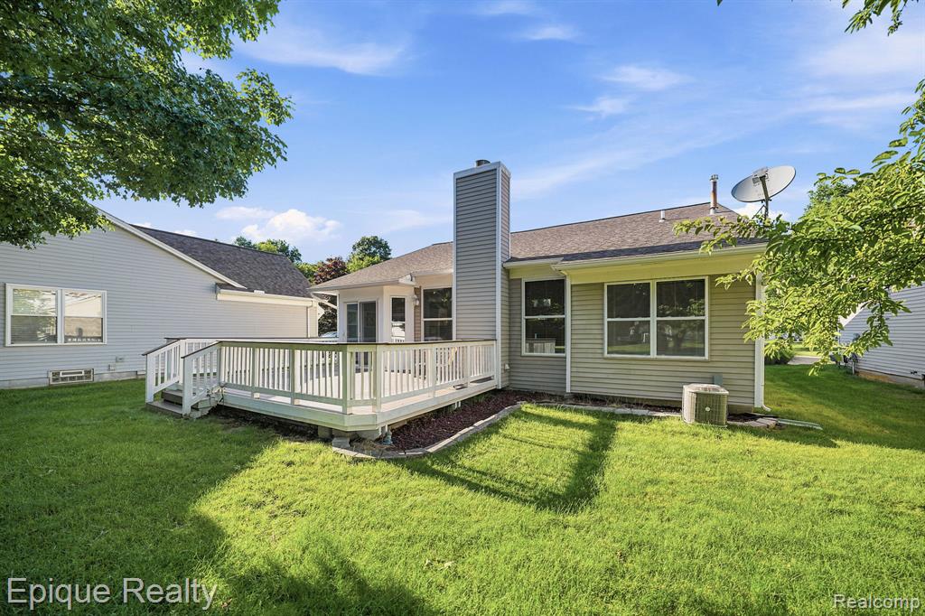 919 Rikki Ann Court, Wixom, MI 48393 — Photo 22