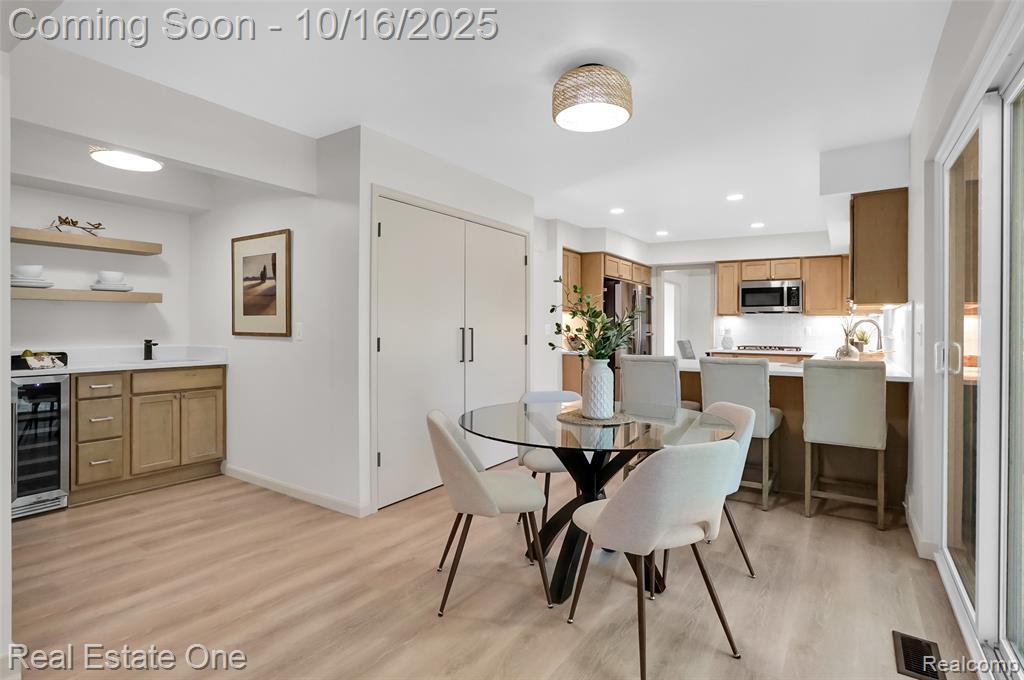 5275 Cheltenham Drive, Troy, MI 48098 — Photo 16
