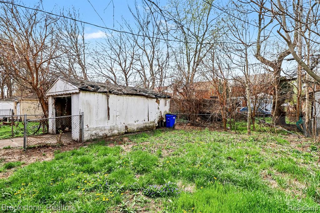 16605 Freeland Street, Detroit, MI 48235 — Photo 24