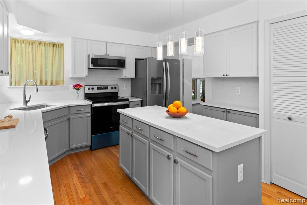 3251 DUNWOODIE Road, Ann Arbor, MI 48105 — Photo 22