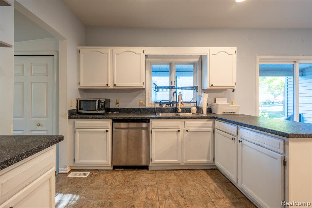 244 N William Street, Marine, MI — Photo 9