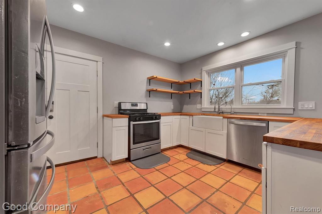 656 PHILIP Street, Detroit, MI 48215 — Photo 22
