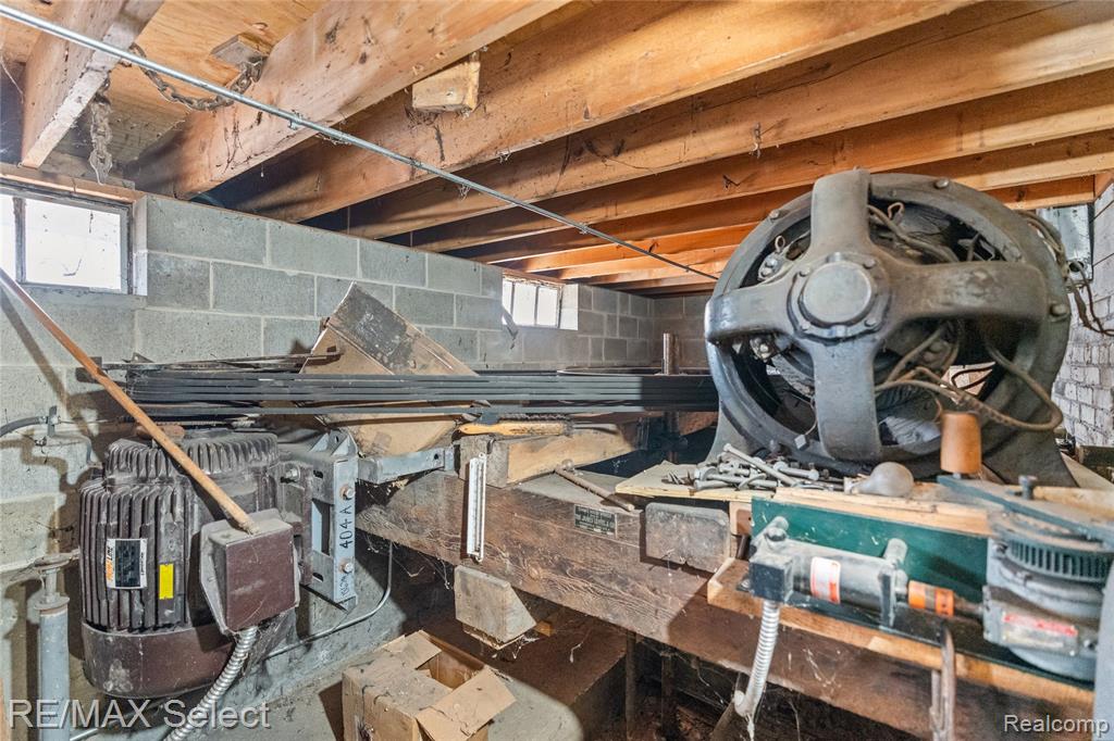 8572 Silver Lake Road, Linden, MI 48451 — Photo 53