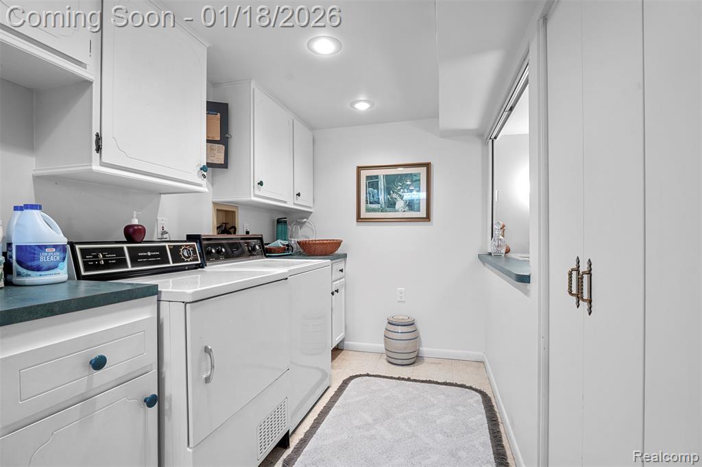 30352 Windsor, 21, Rockwood, MI — Photo 22