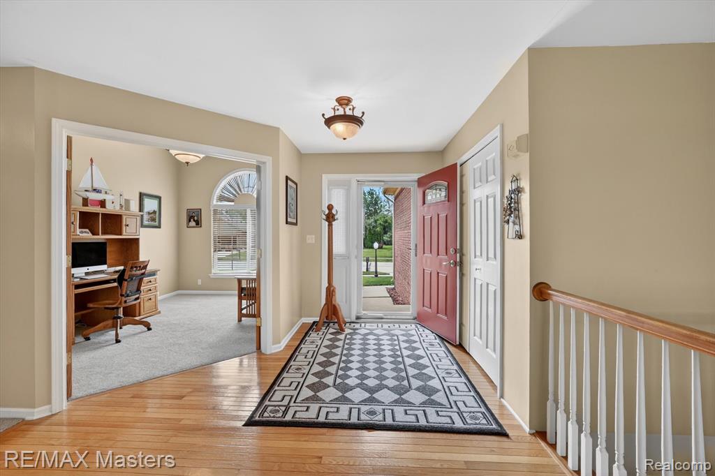 28817 Sugar Island Court, Rockwood, MI — Photo 4