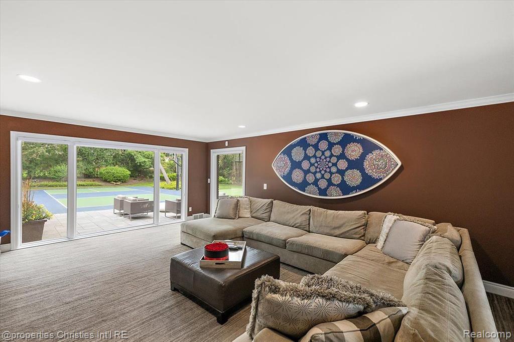 4889 ARDMORE Drive, Bloomfield Hills, MI 48302 — Photo 8