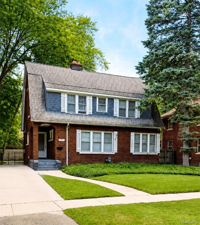 16715 Edinborough Road, Detroit, MI 48219