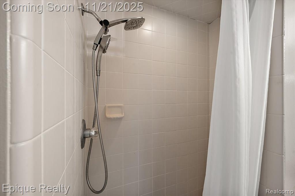 48309 Tecumseh Drive, Macomb, MI 48044 — Photo 56