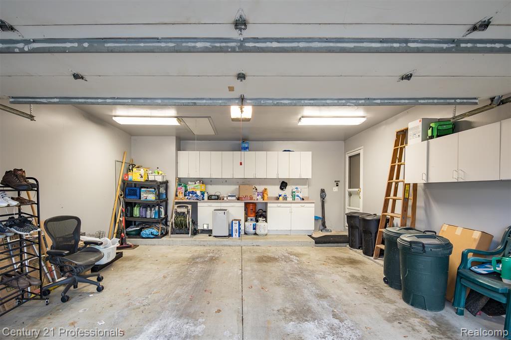 5081 Timberway Trail, Clarkston, MI — Photo 30