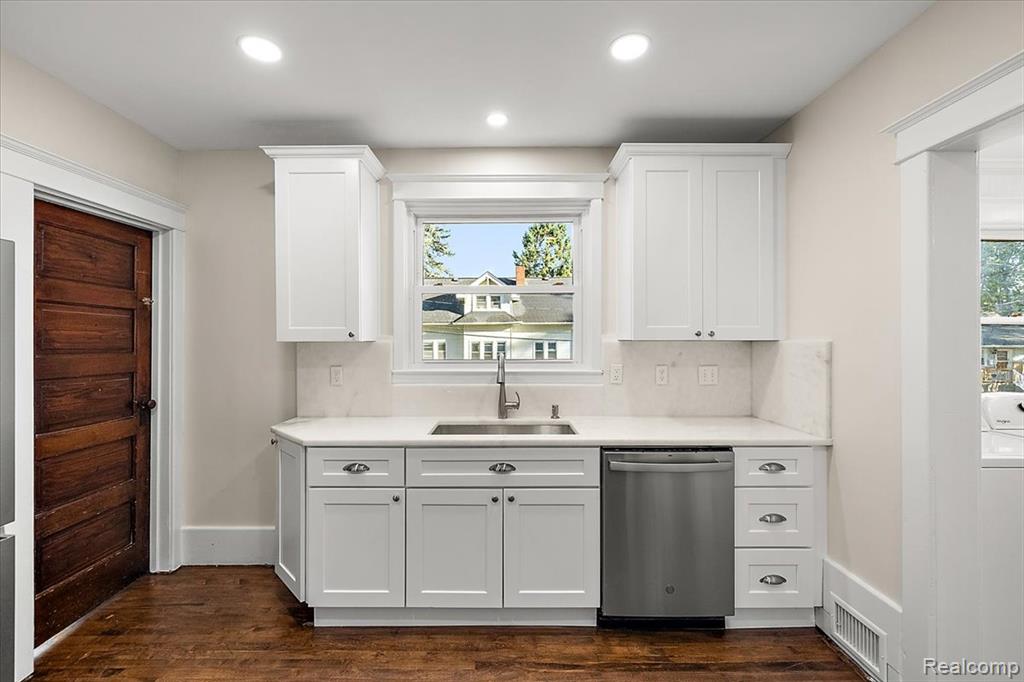 438 N Bailey Street, Romeo, MI 48065 — Photo 16