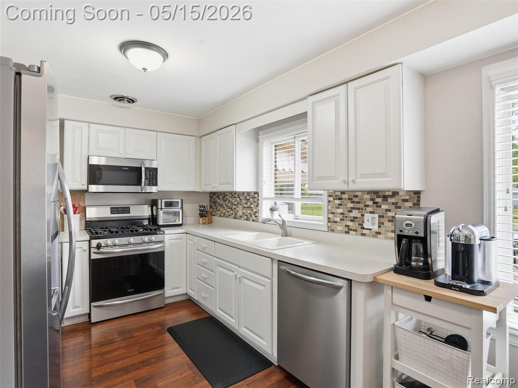 4574 Fella Street, Shelby Twp, MI 48316 — Photo 14