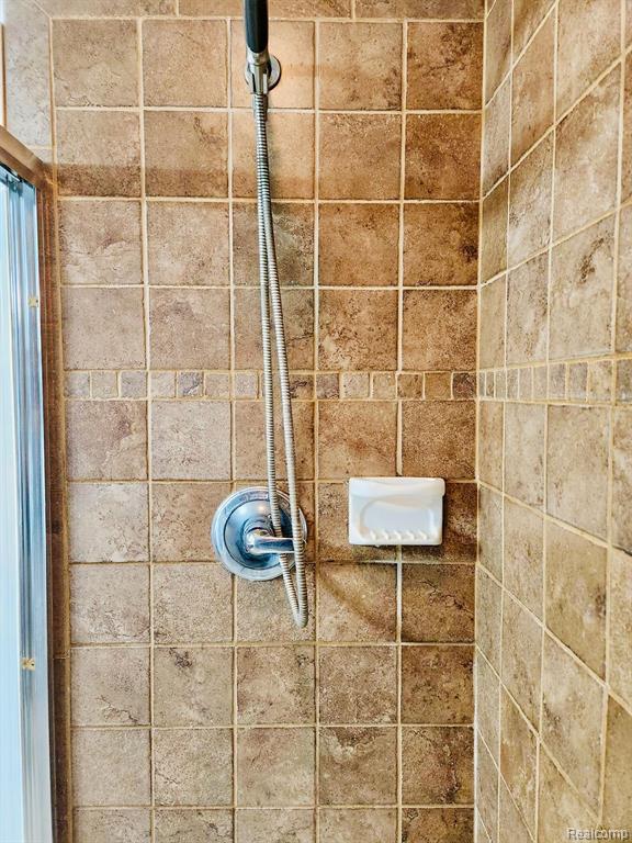 21808 Celestial Circle, Pinckney, MI 48169 — Photo 31